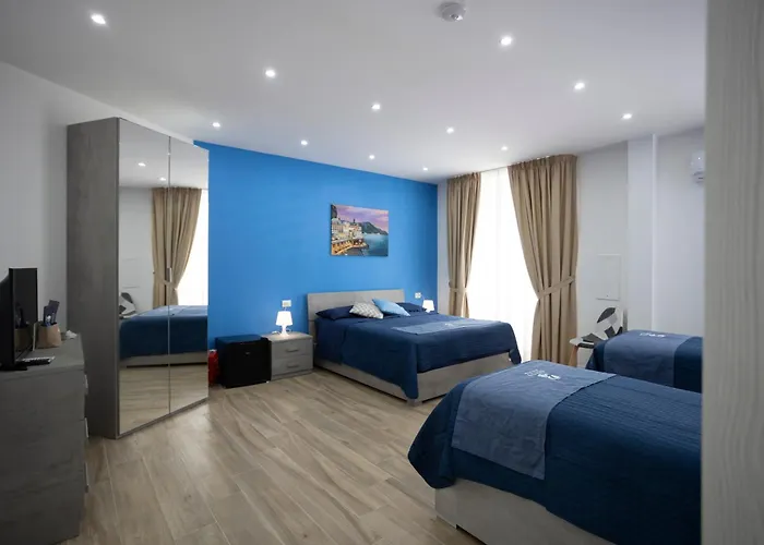 Giuly Suites & Rooms